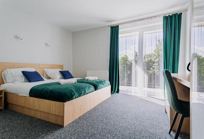 West Cadillac Solina