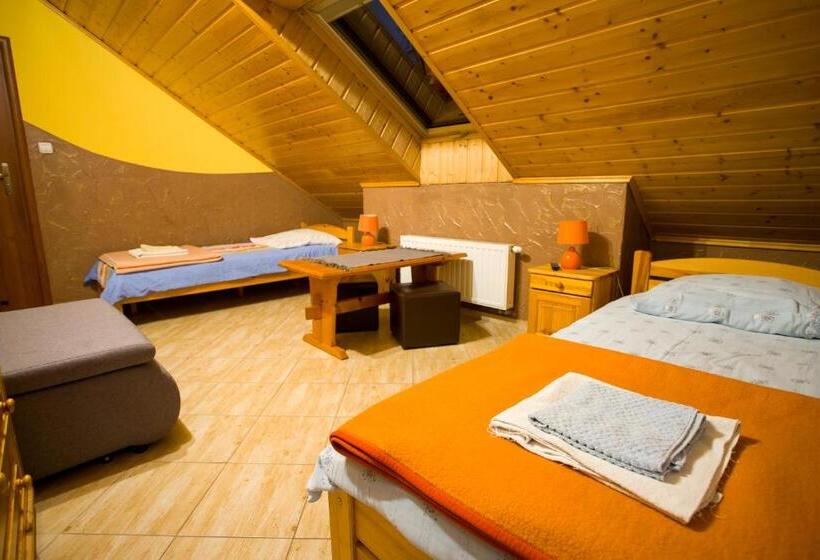 فندق صغير Karczma Chęciny