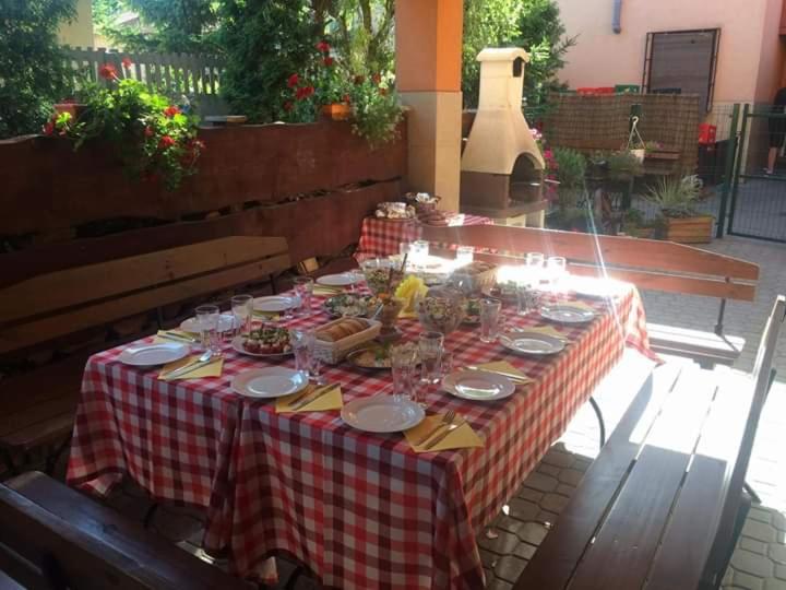 فندق صغير Karczma Chęciny