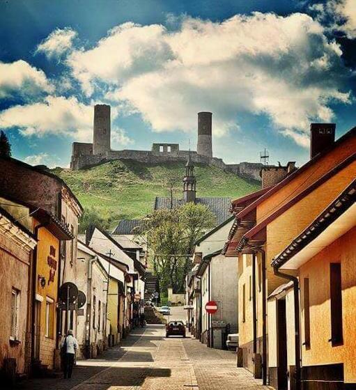 فندق صغير Karczma Chęciny