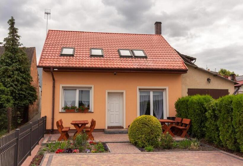 ユースホステル Nad Jeziorem Kochle