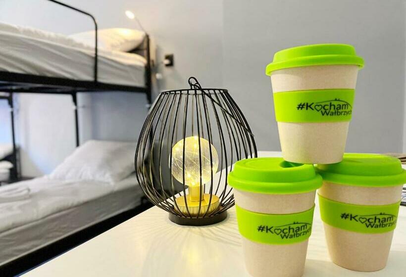 호스텔 Noclegi Pod Muflonem