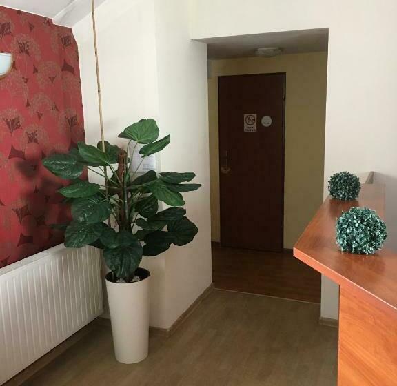 호스텔 Noclegi Wałbrzych Pokoje Konrad