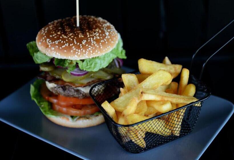 فندق صغير Ranczo W Dolinie