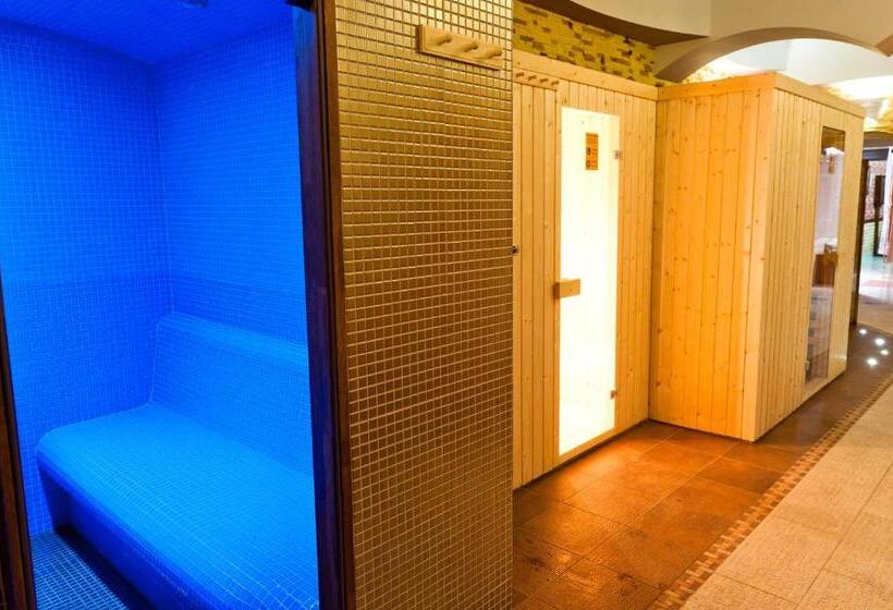 Общежитие Sala Bankietowa I Pokoje Gościnne