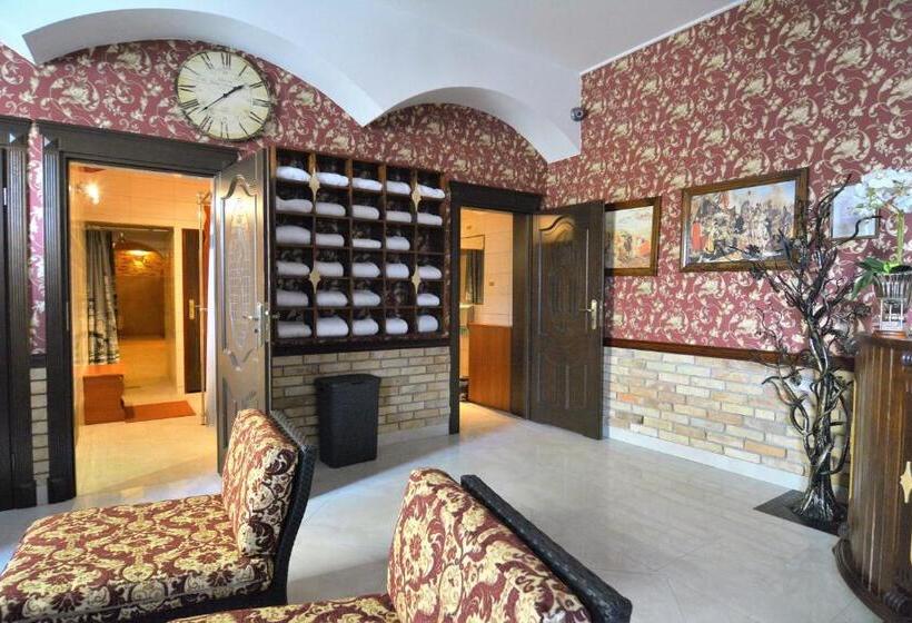 Общежитие Sala Bankietowa I Pokoje Gościnne