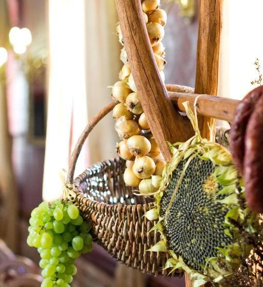 Общежитие Sala Bankietowa I Pokoje Gościnne