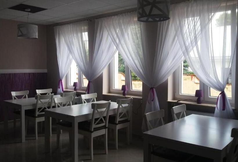 هاستل Scsk Pół ławy