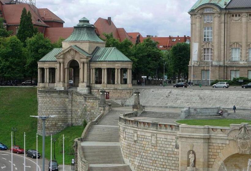 Общежитие Studencki Dom Marynarza Pasat