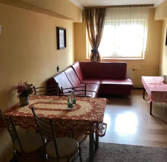 הוסטל Zajazd Batory