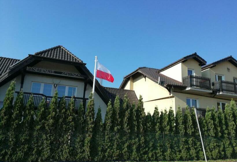 فندق صغير Zajazd I Restauracja Myśliwskie Zacisze