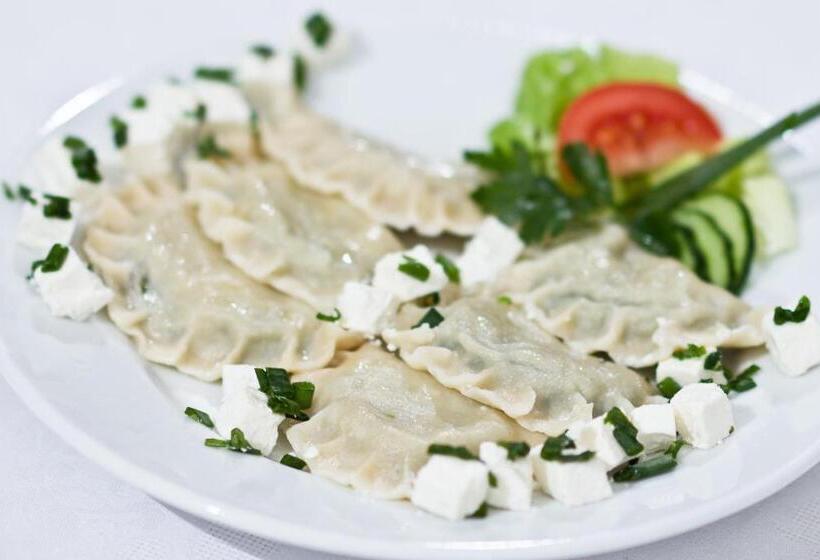 호스텔 Zajazd Magnolia Airport Modlin