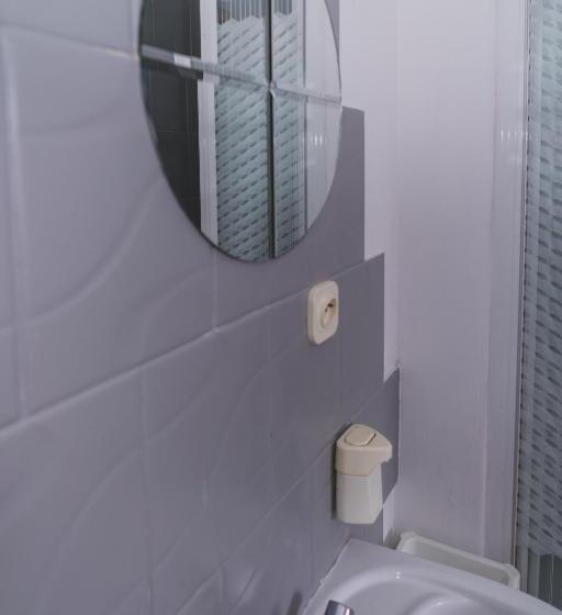 הוסטל Zajazd Pod Lipami