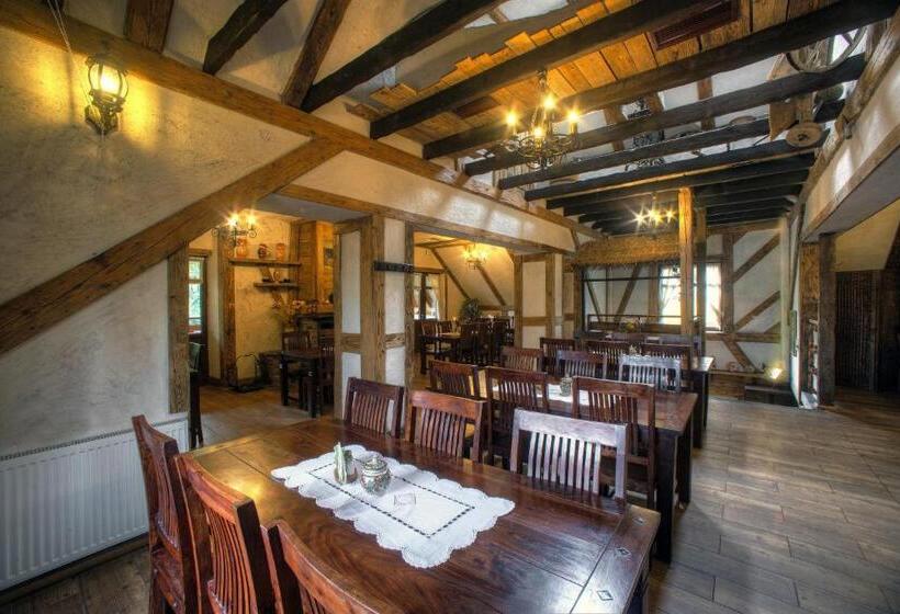 ユースホステル Zajazd Sanocki