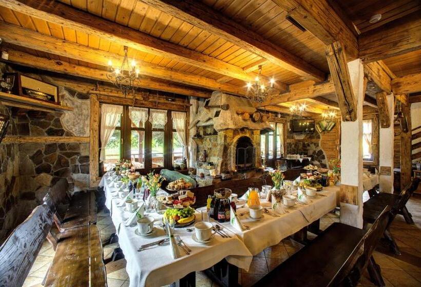 ユースホステル Zajazd Sanocki