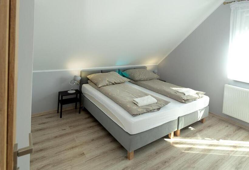 הוסטל Zajazd U Elizy