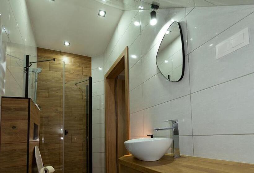 הוסטל Zajazd U Elizy