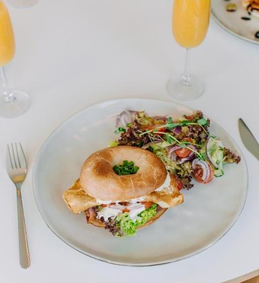 Aparthotel Park   By The Sea