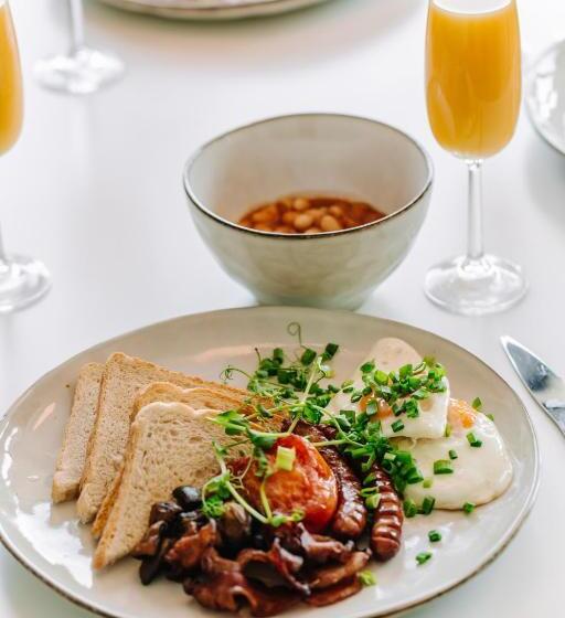 Aparthotel Park   By The Sea