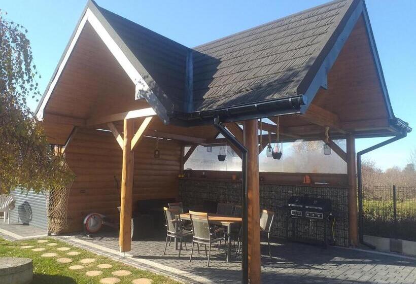 تختخواب و صبحانه Biały Jeleń Z Basenem I Jacuzzi