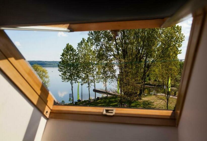 مبيت وإفطار Gościniec Pod żaglami