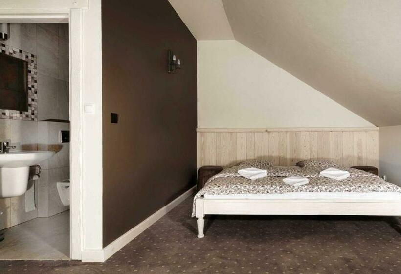 مبيت وإفطار Kaszubska Oaza