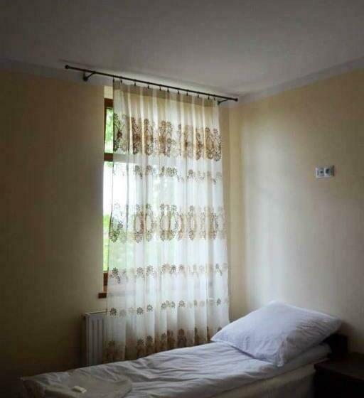 ベッドアンドブレックファースト Pokoje Gościnne W Ratuszu