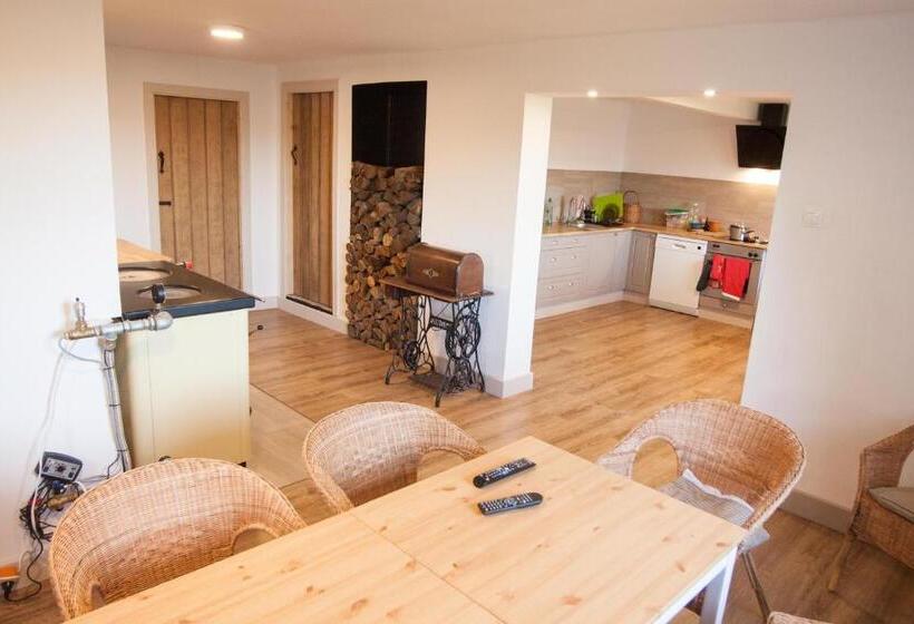 ベッドアンドブレックファースト Swoboda Na Szczycie Góry