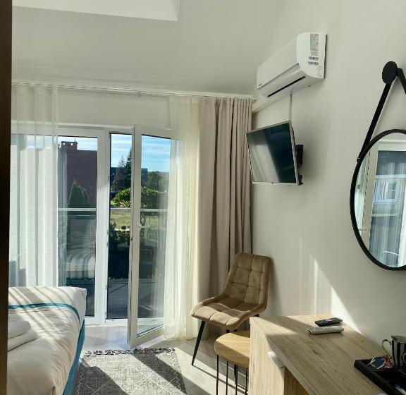 ベッドアンドブレックファースト Villa Natura Rewa