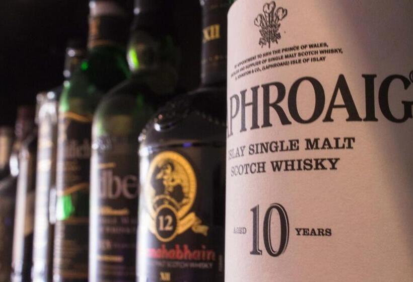 مبيت وإفطار Villa Pica Paca Old Town