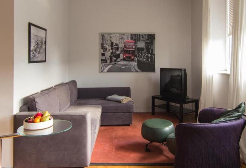 مبيت وإفطار Villa Pica Paca Old Town