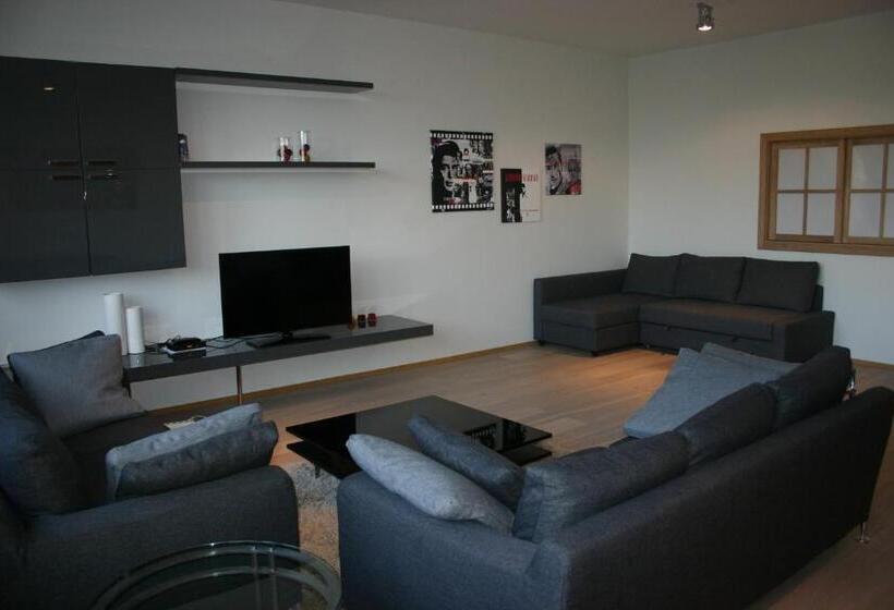 مبيت وإفطار Villa Pica Paca Old Town