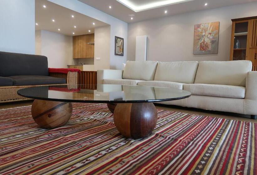 مبيت وإفطار Villa Pica Paca Old Town