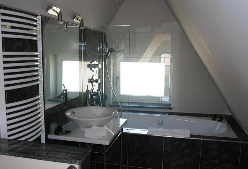 مبيت وإفطار Villa Pica Paca Old Town