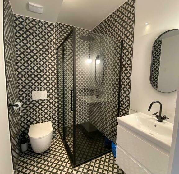 ベッドアンドブレックファースト Willa Granit