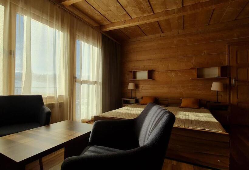 Bed and Breakfast Willa Owca Czarna