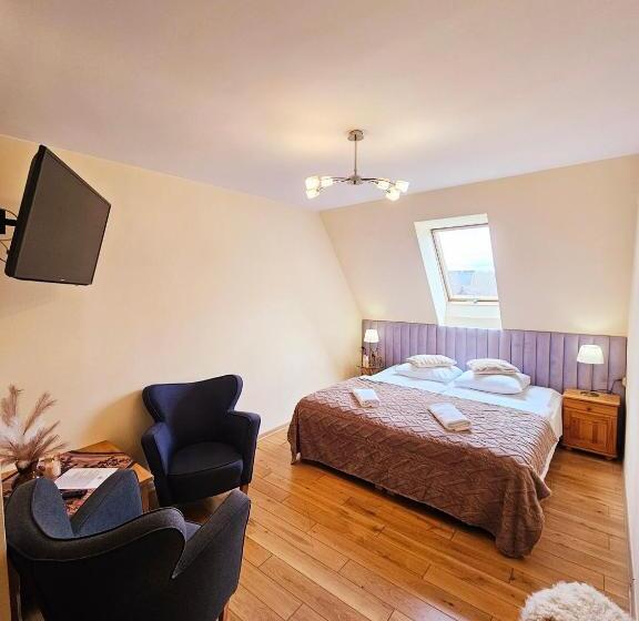 צימר Willa Regina Ii Resort & Spa