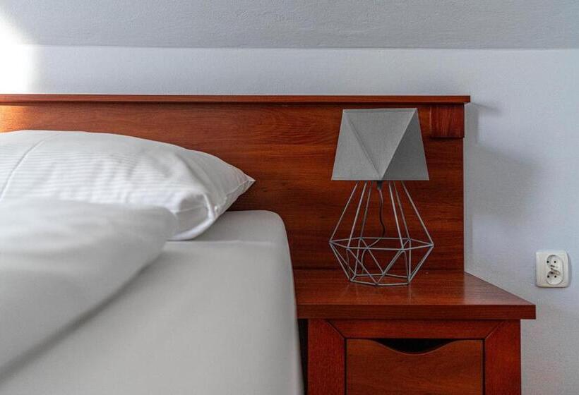 צימר Willa Serafin