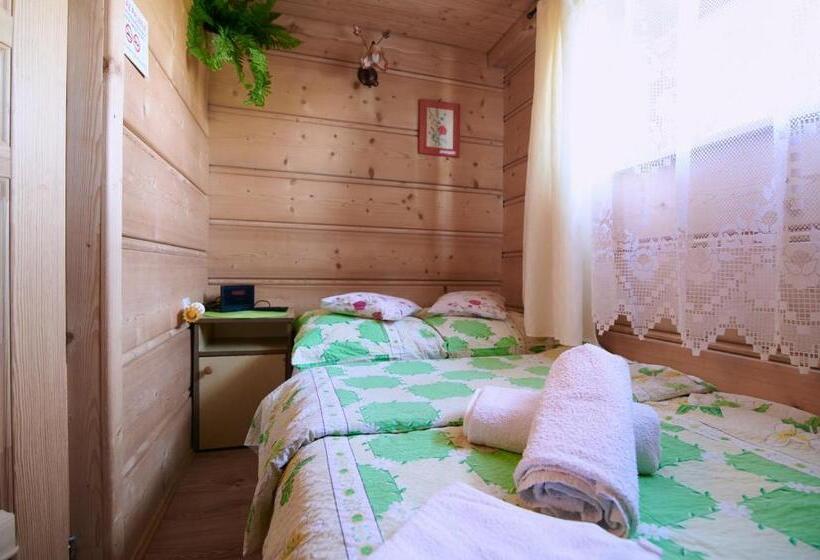 تختخواب و صبحانه Willa U Perełki