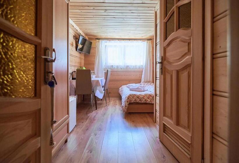 تختخواب و صبحانه Willa U Perełki