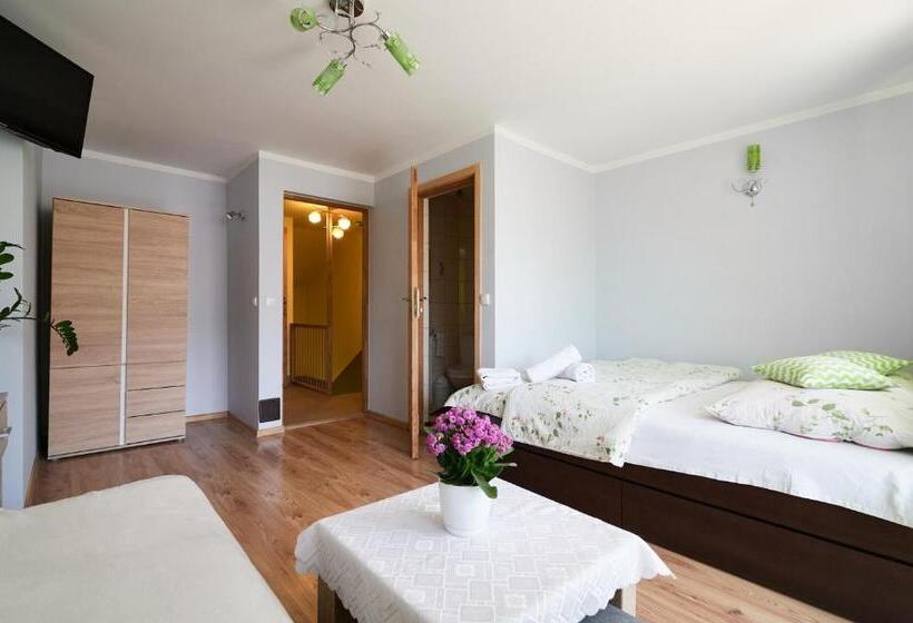 تختخواب و صبحانه Willa U Perełki