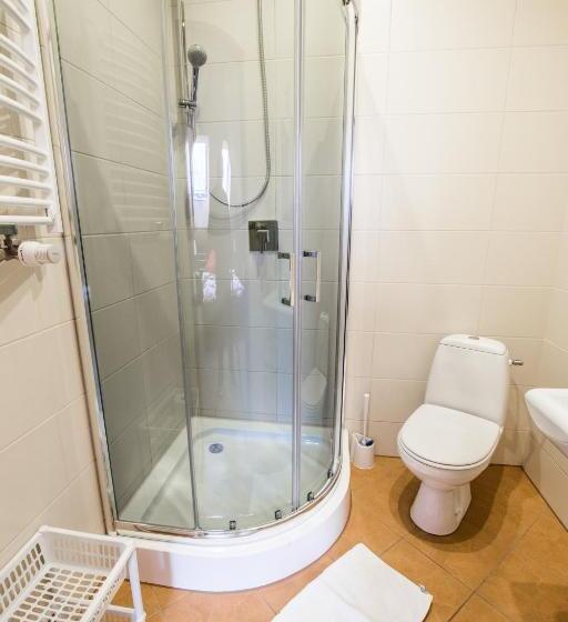 Dwór Skalny Apartamenty, Pokoje I Restauracja Karczma Skalna