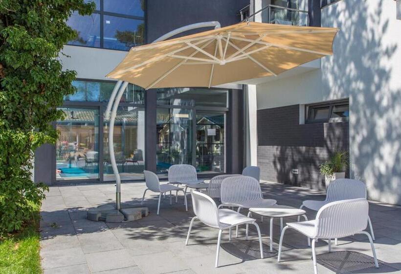 Family Holiday Spa&resort