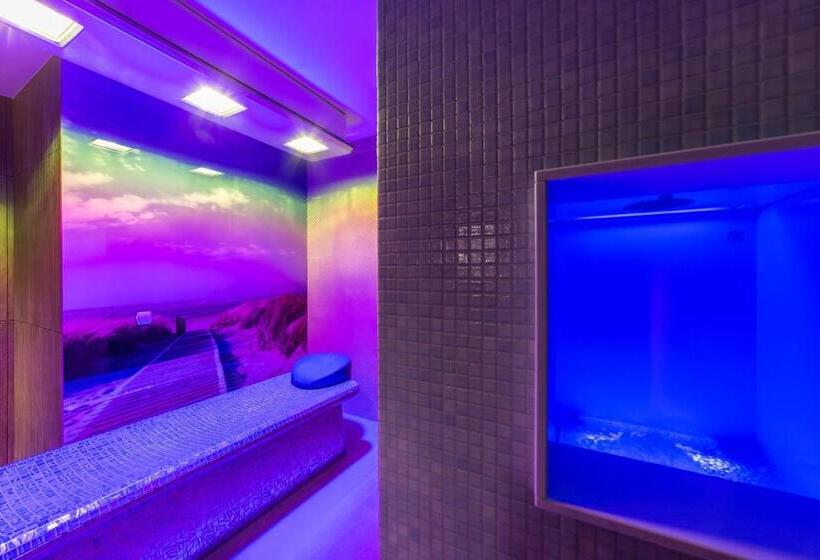 Family Holiday Spa&resort