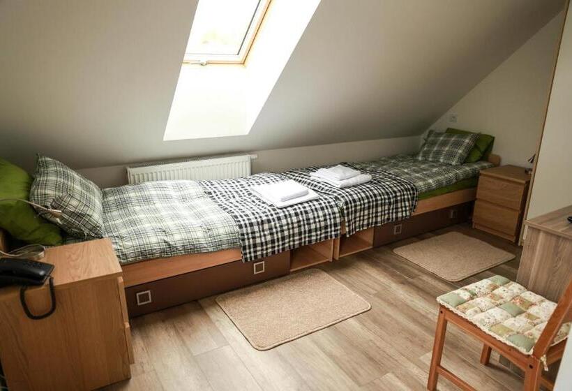 Отель Agroturystyka Na Poddaszu 22