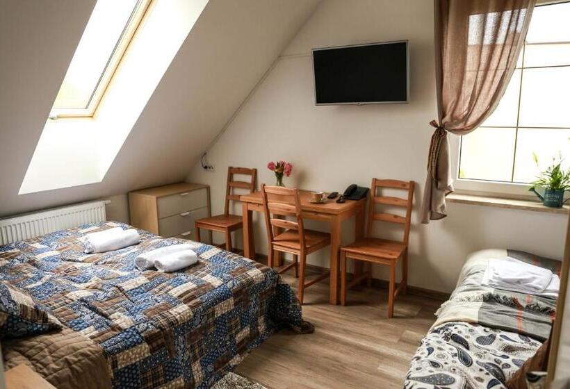 Отель Agroturystyka Na Poddaszu 22