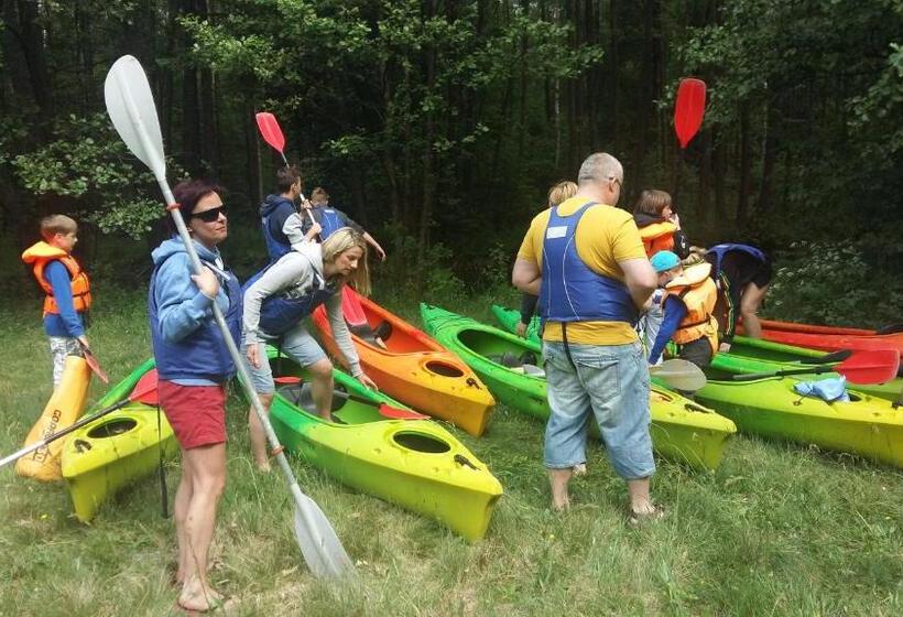 فندق Agroturystyka Pod Klonem