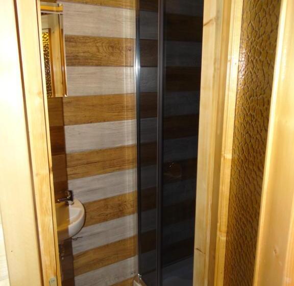 هتل Agroturystyka Pod Lasem