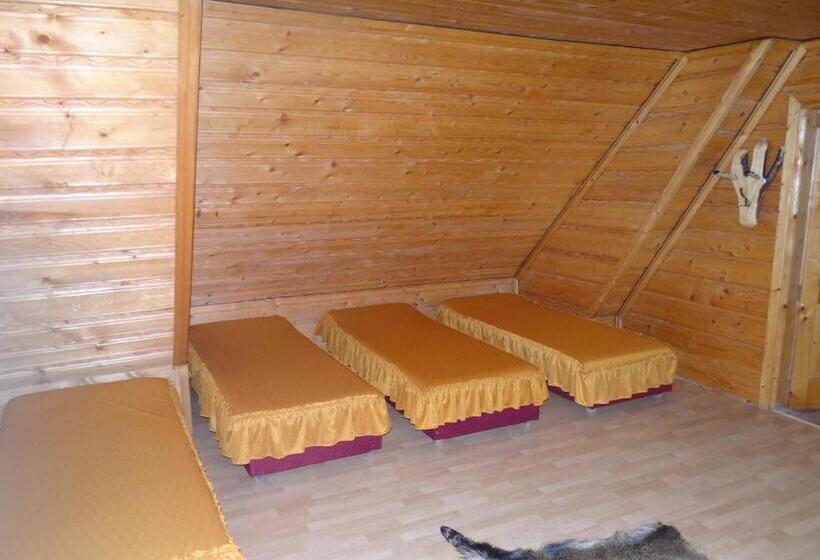 هتل Agroturystyka Pod Lasem