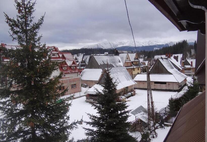 هتل Agroturystyka Pod Lasem